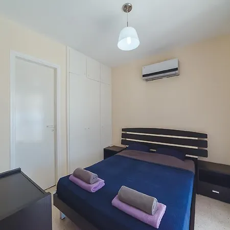 14 In Apartment