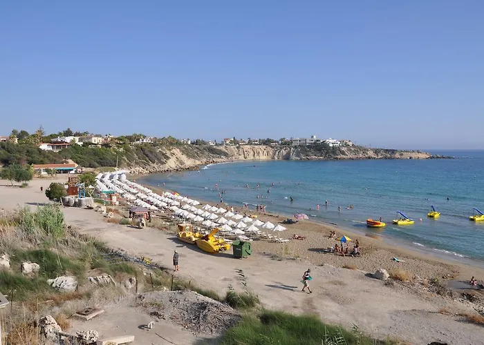 14 In קורל ביי